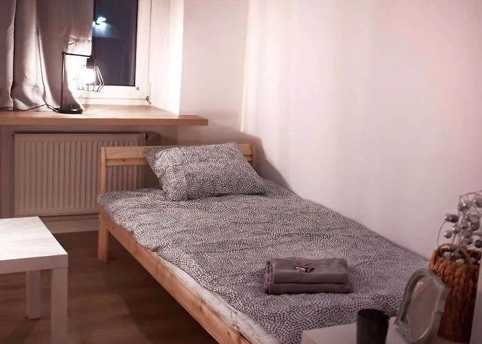 Calm And Quiet In * شتشيتسين